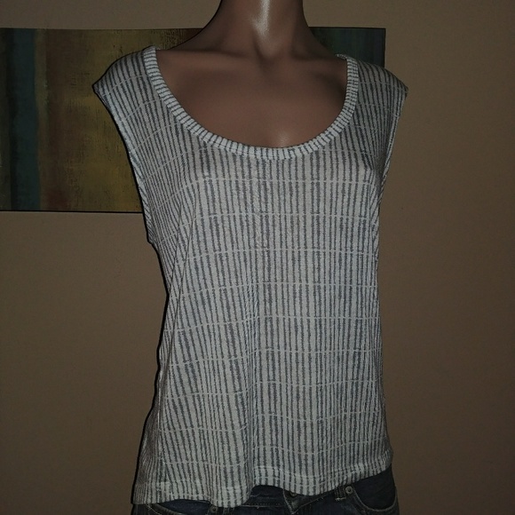Athleta Tops - ATHLETA TANK TOP SHIRT GREY & WHITE MEDIUM